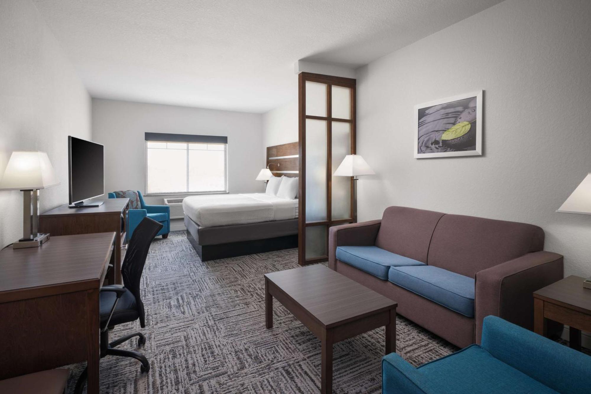 Best Western Plus College Station Inn & Suites Exterior photo